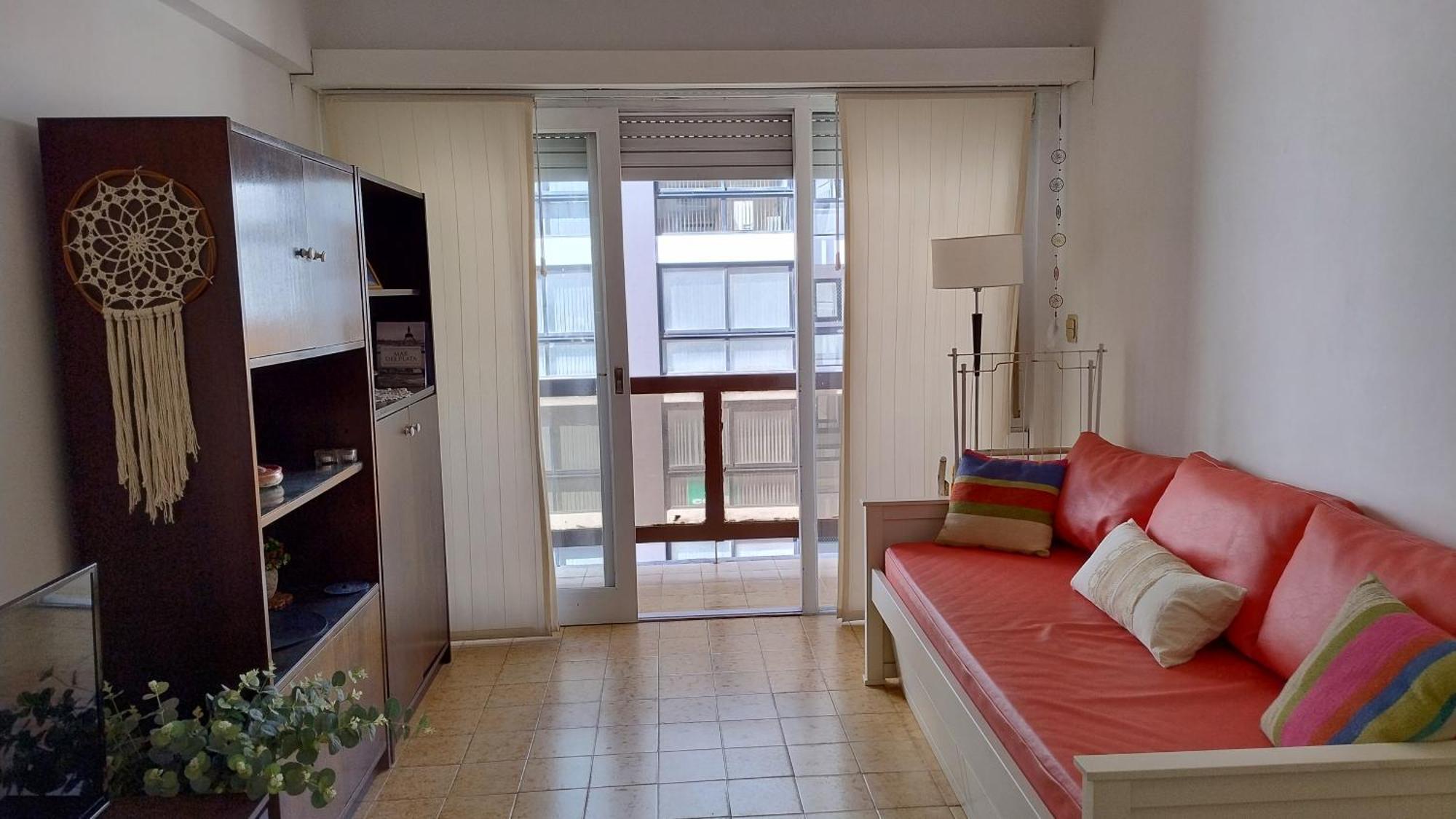 2 Ambientes En La Perla Apartamento